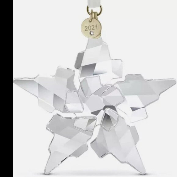 Swarovski Crystal 2021 Annual Christmas Ornament - 5557796 - Picture 1 of 5